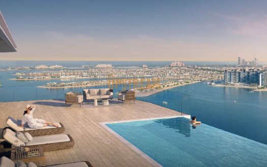 Breathtaking View of Marina Skyline I Beach Access