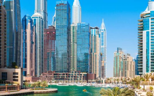 The Dubai real estate market surpasses the Dh50 billion mark for the first time